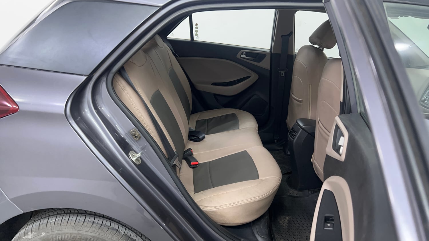 Used 2014 Hyundai Elite i20 Sportz 1.2 Petrol Manual interior RIGHT SIDE REAR DOOR CABIN VIEW
