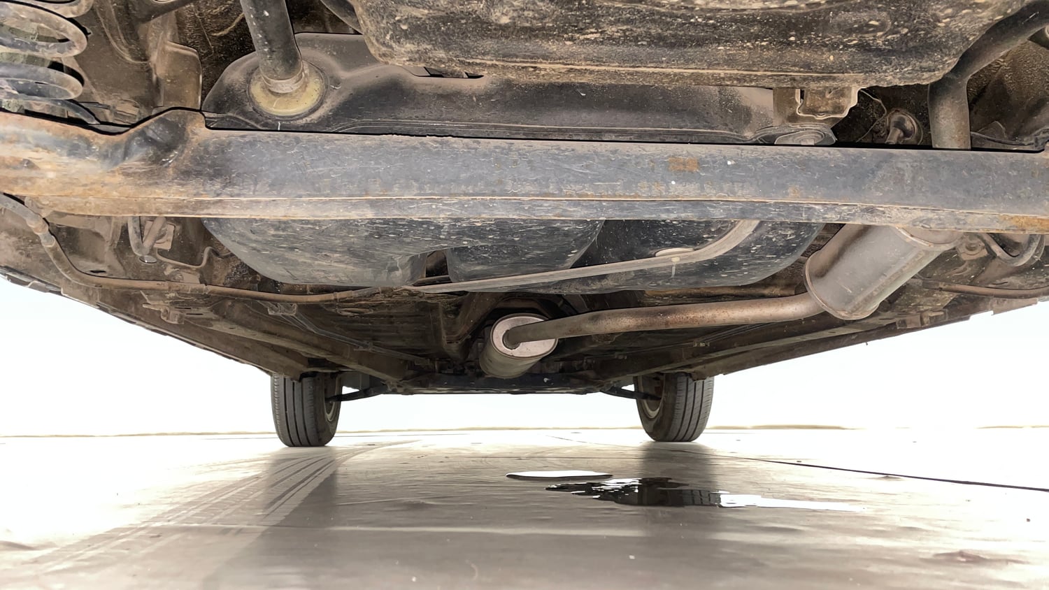 Used 2022 Maruti Suzuki S-Presso VXi Plus AMT Petrol Automatic extra REAR UNDERBODY VIEW (TAKEN FROM REAR)