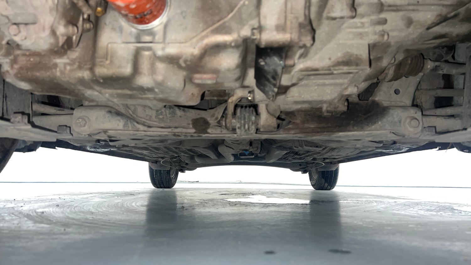 Used 2021 Honda Amaze 1.2 VX MT Petrol Petrol Manual extra FRONT LEFT UNDERBODY VIEW