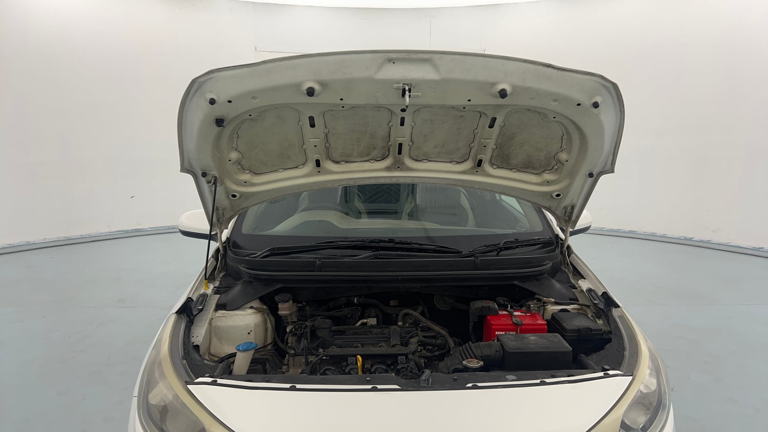 Used 2015 Hyundai Elite i20 Magna 1.2 Petrol Manual engine ENGINE & BONNET OPEN FRONT VIEW
