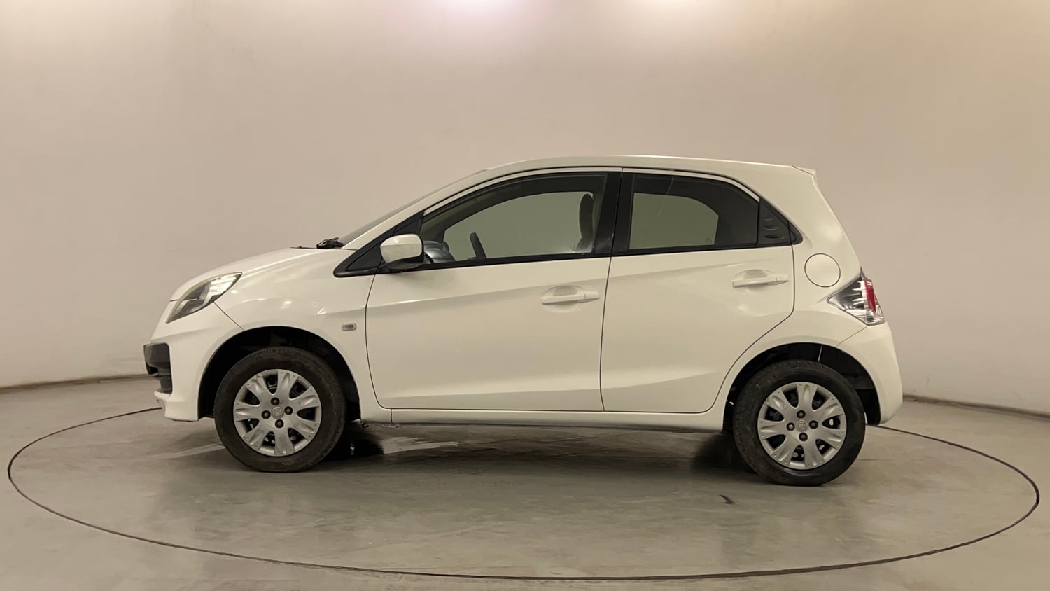 Used 2013 Honda Brio S MT Petrol Manual exterior LEFT SIDE VIEW
