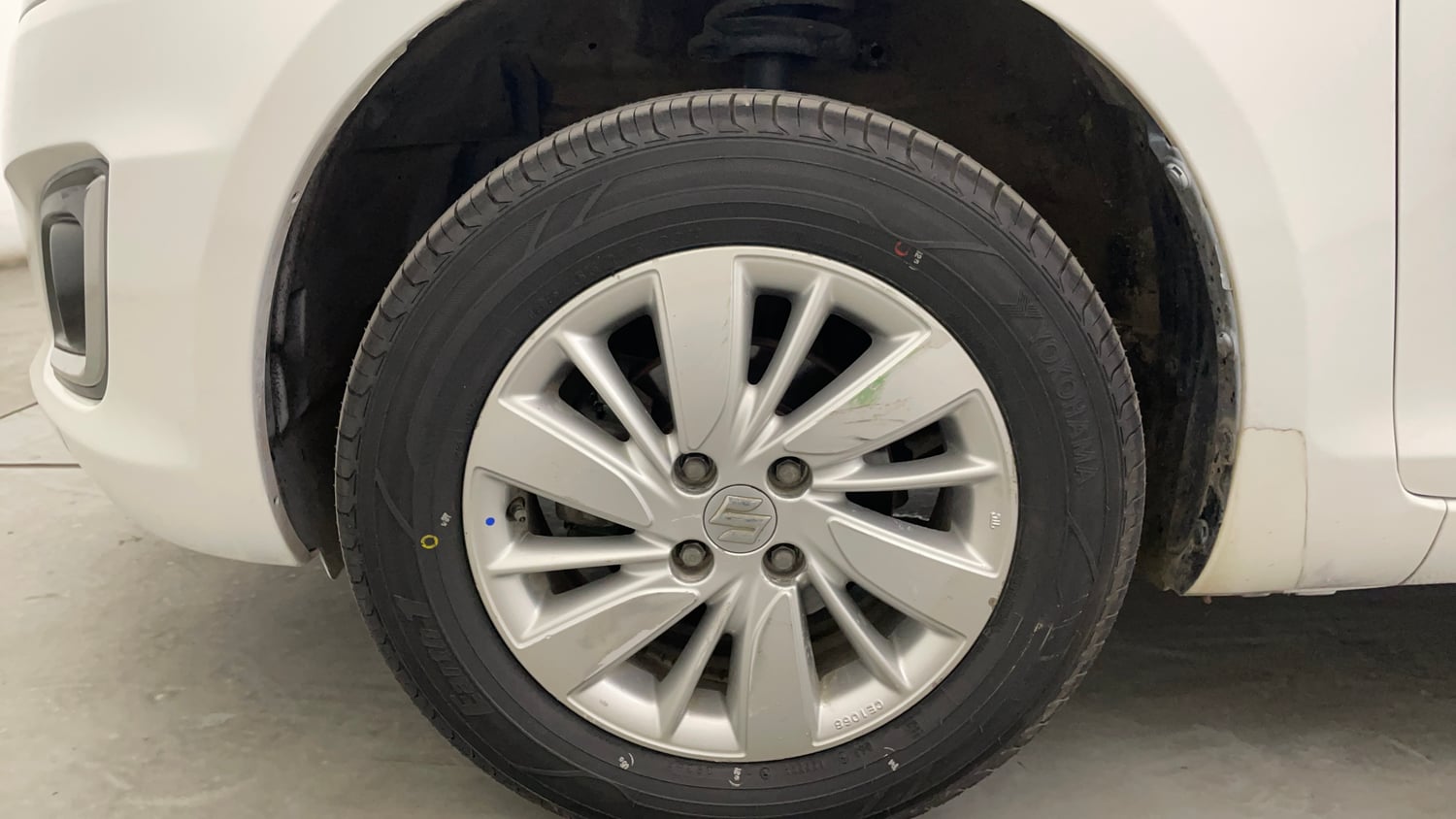 Used 2017 Maruti Suzuki Swift ZDi Diesel Manual tyres LEFT FRONT TYRE RIM VIEW