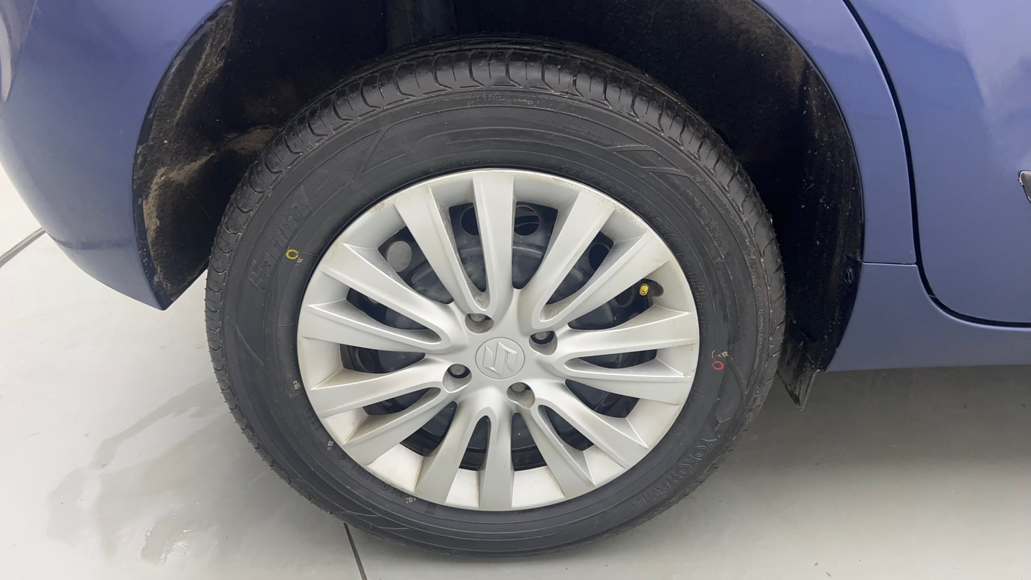 Used 2019 Maruti Suzuki Baleno Delta Petrol Manual tyres RIGHT REAR TYRE RIM VIEW
