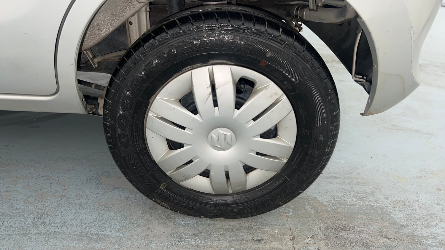Used 2018 Maruti Suzuki Alto 800 VXi Petrol Manual tyres LEFT REAR TYRE RIM VIEW