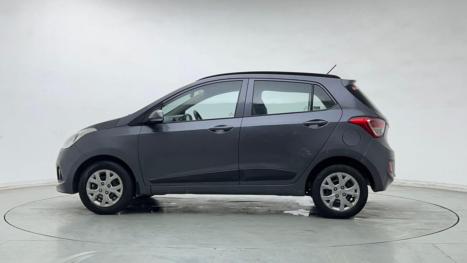 Used 2016 Hyundai Grand i10 Sportz 1.2 Kappa VTVT Petrol Manual exterior LEFT SIDE VIEW