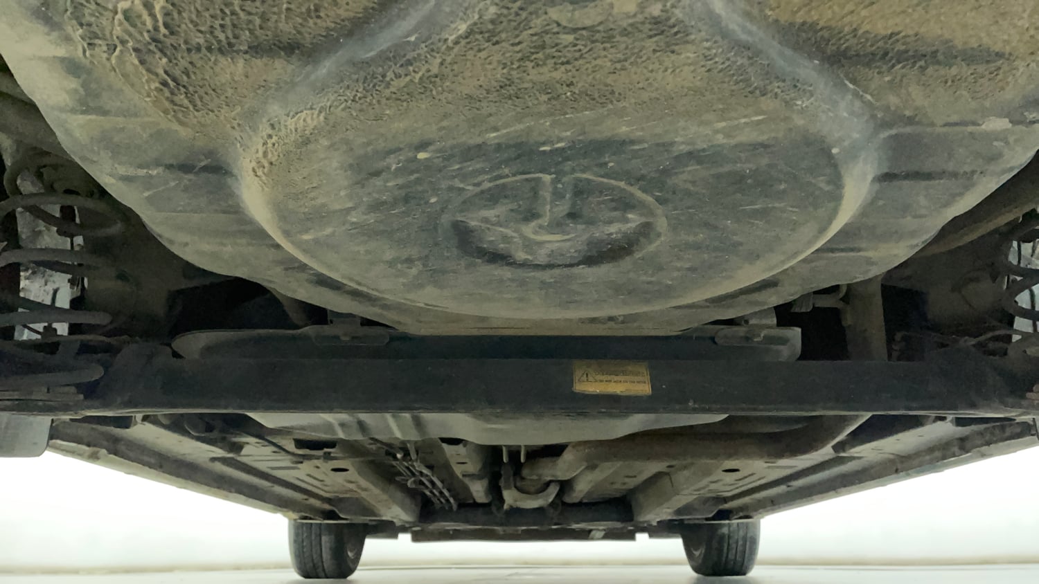 Used 2023 Tata Altroz XZ Diesel Diesel Manual extra REAR UNDERBODY VIEW (TAKEN FROM REAR)