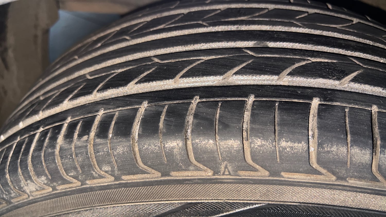 Used 2018 Honda Jazz V Petrol Petrol Manual tyres LEFT FRONT TYRE TREAD VIEW