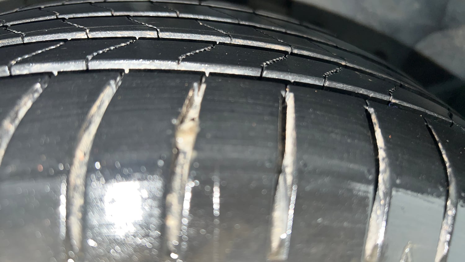 Used 2020 Ford Freestyle Titanium Plus 1.2 Ti-VCT Petrol Manual tyres RIGHT FRONT TYRE TREAD VIEW
