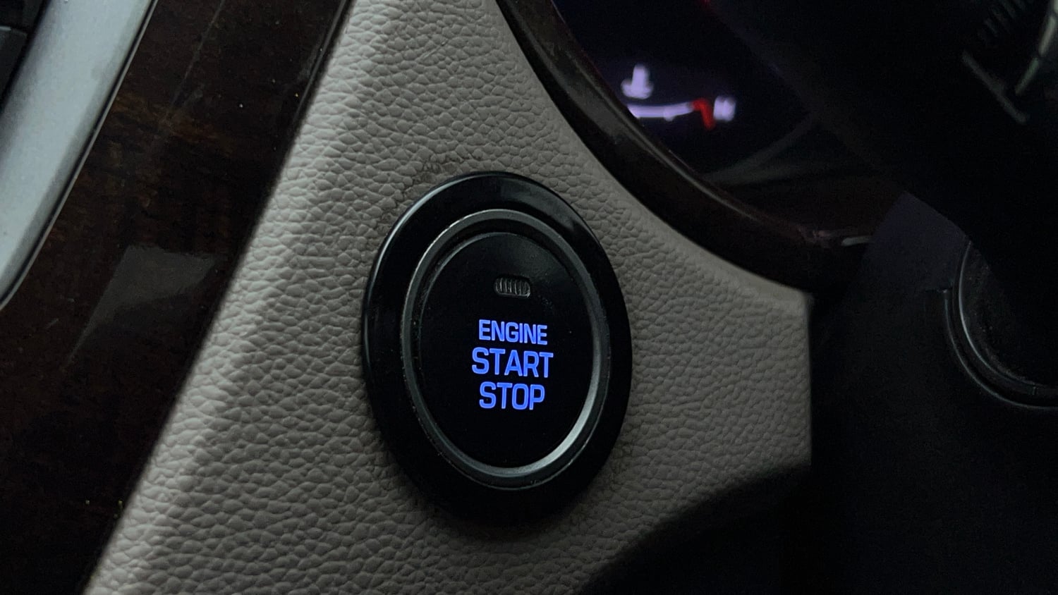 Used 2014 Hyundai Elite i20 Asta 1.2 Petrol Manual top_features Keyless start