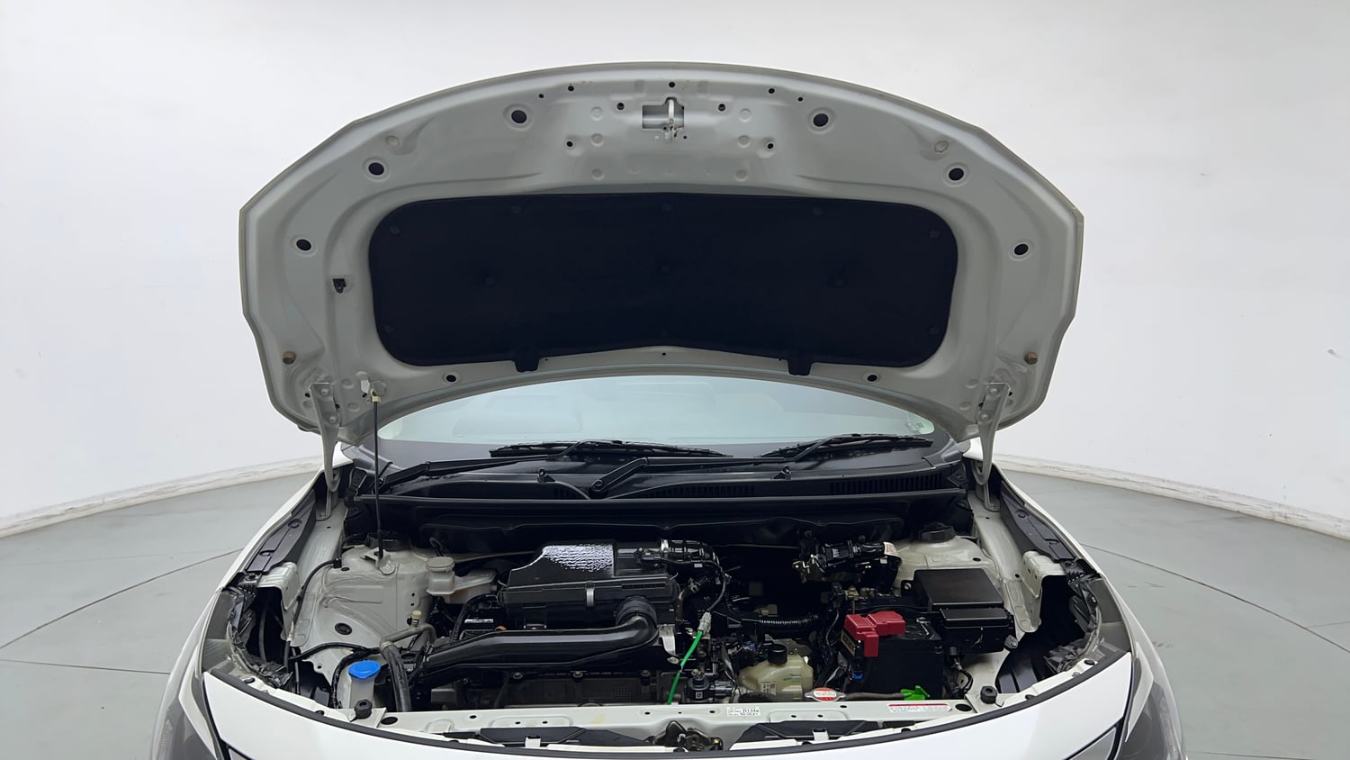 Used 2022 Toyota Glanza V AMT Petrol Automatic engine ENGINE & BONNET OPEN FRONT VIEW