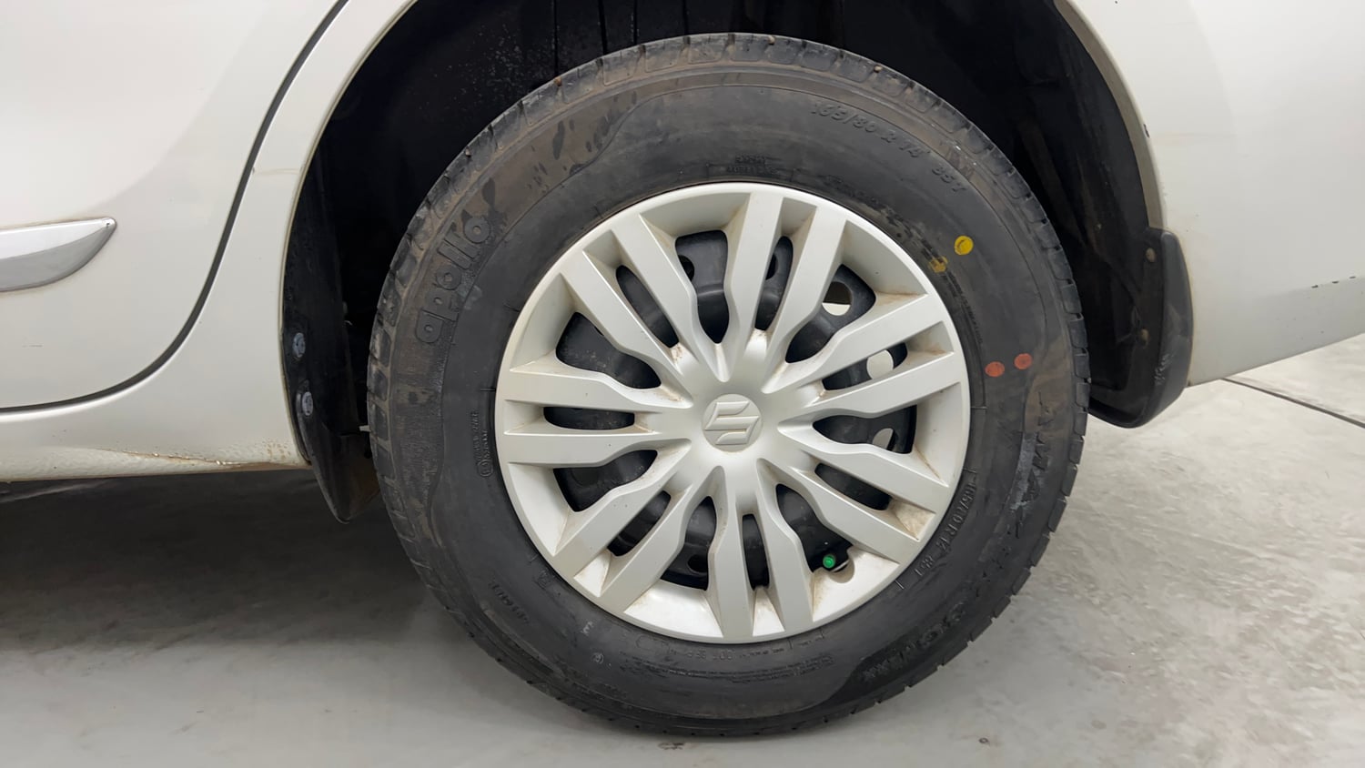 Used 2019 Maruti Suzuki Dzire VXi Petrol Manual tyres LEFT REAR TYRE RIM VIEW