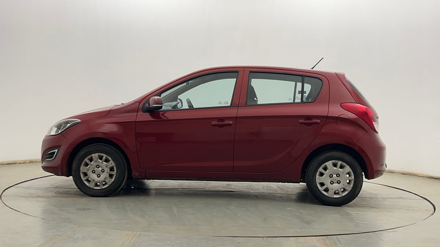 Used 2012 Hyundai i20 Magna (O) 1.2 Petrol Manual exterior LEFT SIDE VIEW
