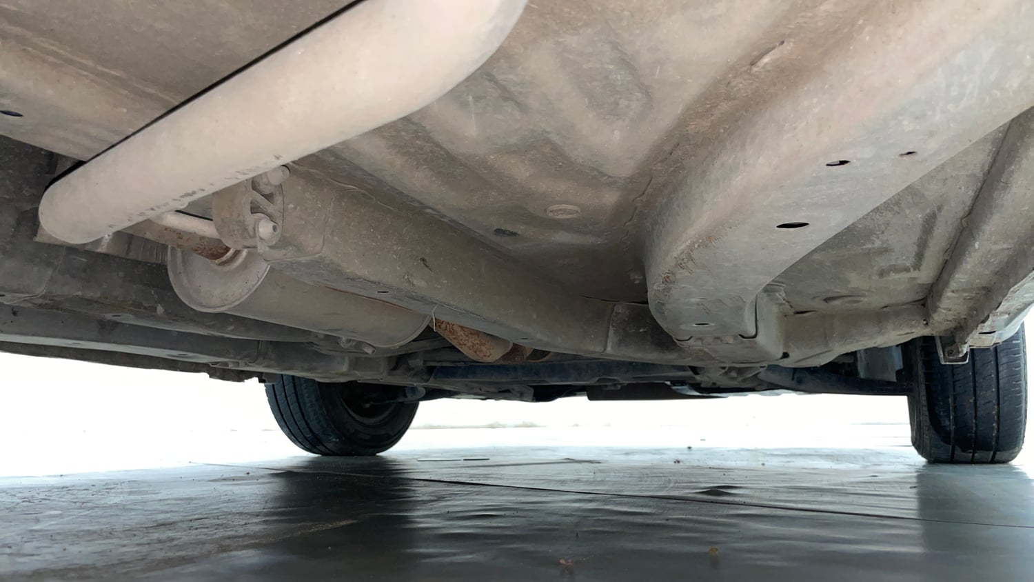 Used 2018 Honda Brio S MT Petrol Manual extra REAR RIGHT UNDERBODY VIEW