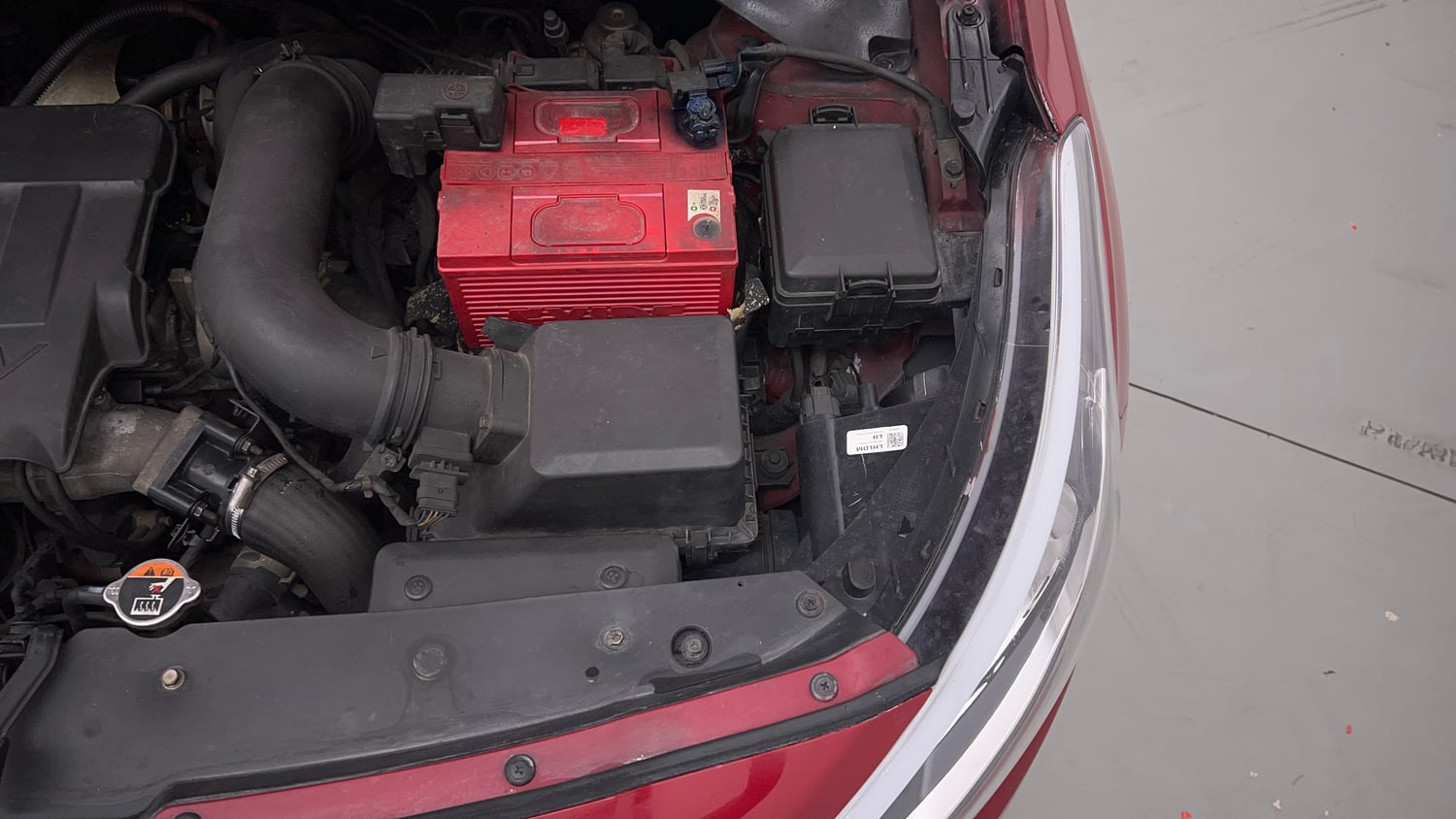 Used 2015 Hyundai Elite i20 Asta 1.4 CRDI Diesel Manual engine ENGINE LEFT SIDE VIEW