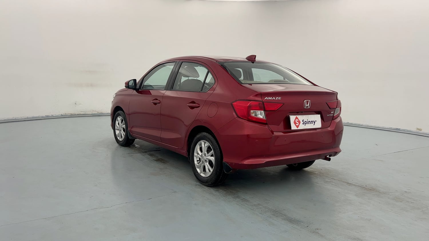 Used 2021 Honda Amaze 1.2 VX MT Petrol Petrol Manual exterior LEFT REAR CORNER VIEW