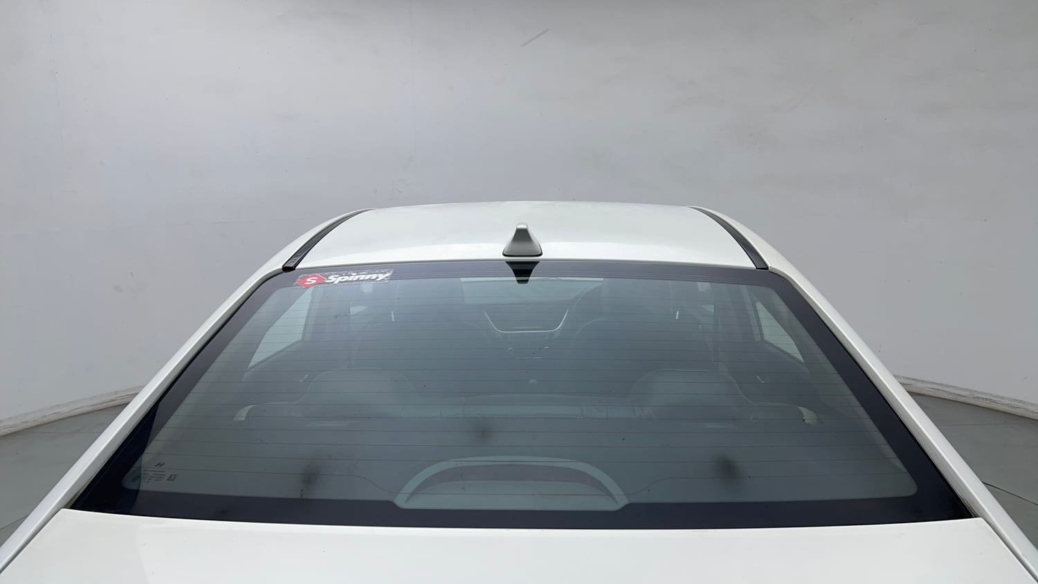 Used 2019 Hyundai Verna 1.4 VTVT EX Petrol+cng(outside fitted) Cng Manual exterior BACK WINDSHIELD VIEW