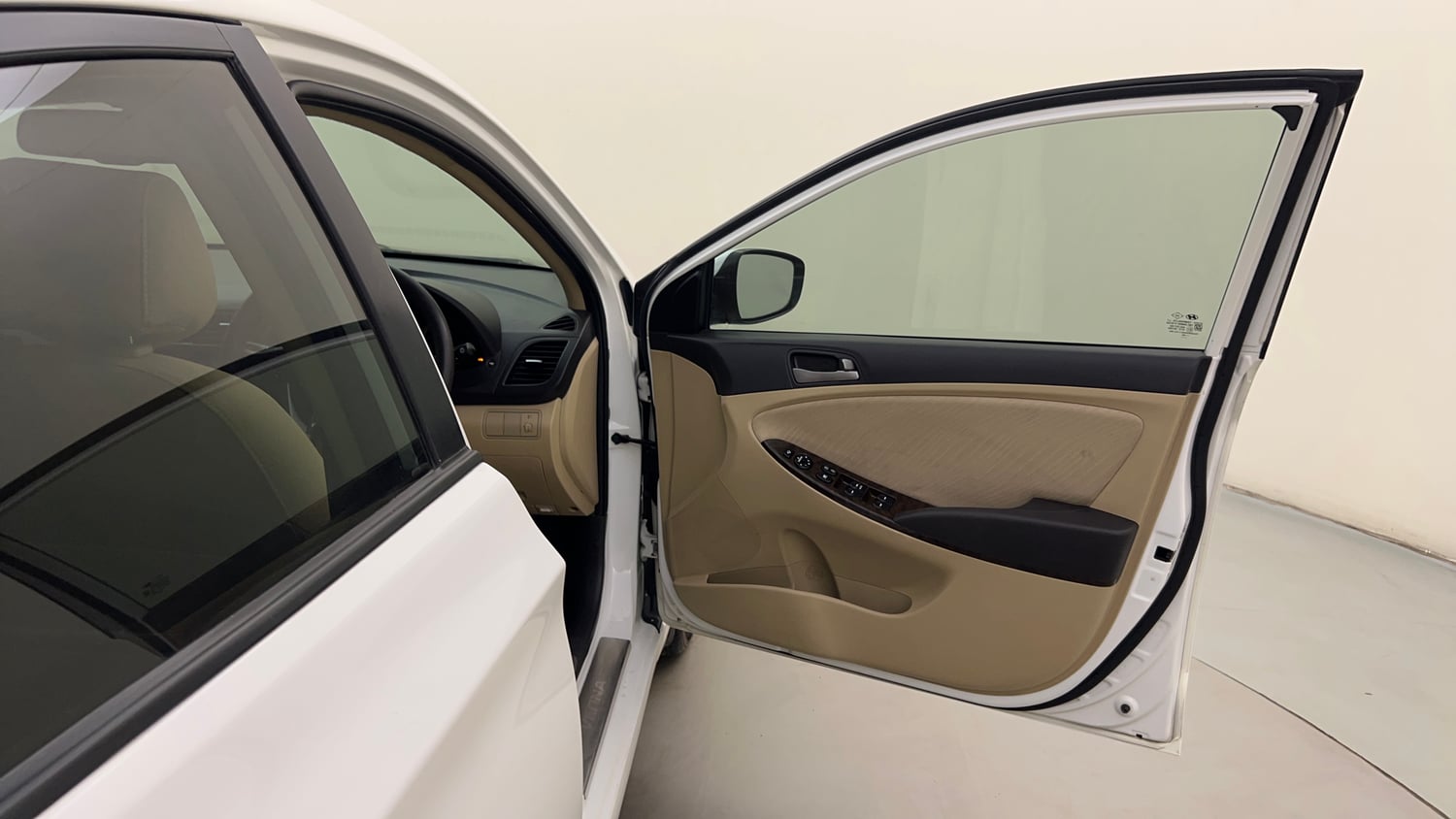Used 2016 Hyundai Verna 1.6 VTVT SX Petrol Manual interior RIGHT FRONT DOOR OPEN VIEW
