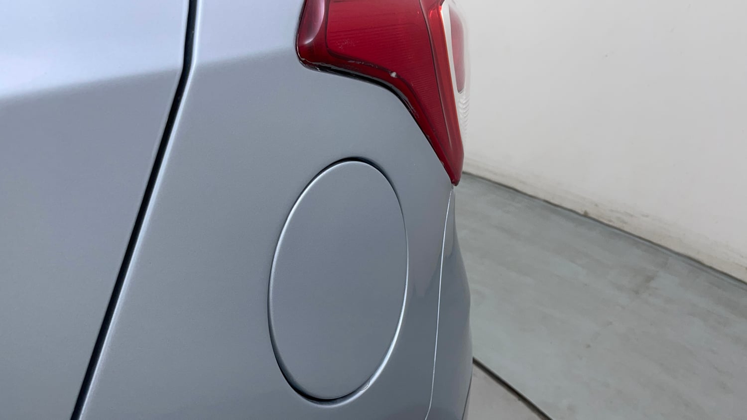 Used 2019 Hyundai Grand i10 Sportz 1.2 Kappa VTVT Petrol Manual dents MINOR DENT