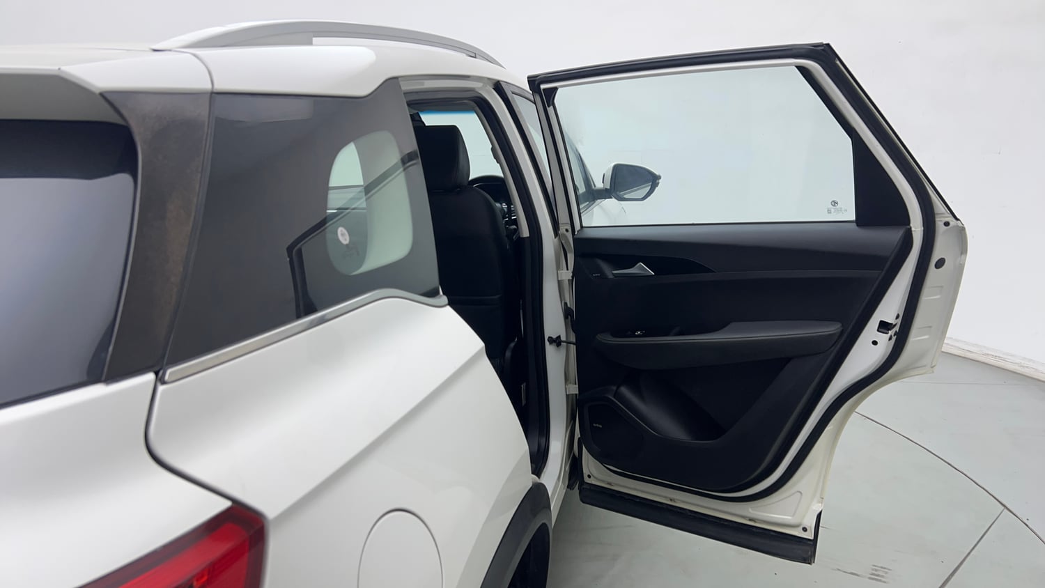Used 2019 MG Motors Hector Sharp Hybrid 1.5 Petrol Hybrid Manual interior RIGHT REAR DOOR OPEN VIEW