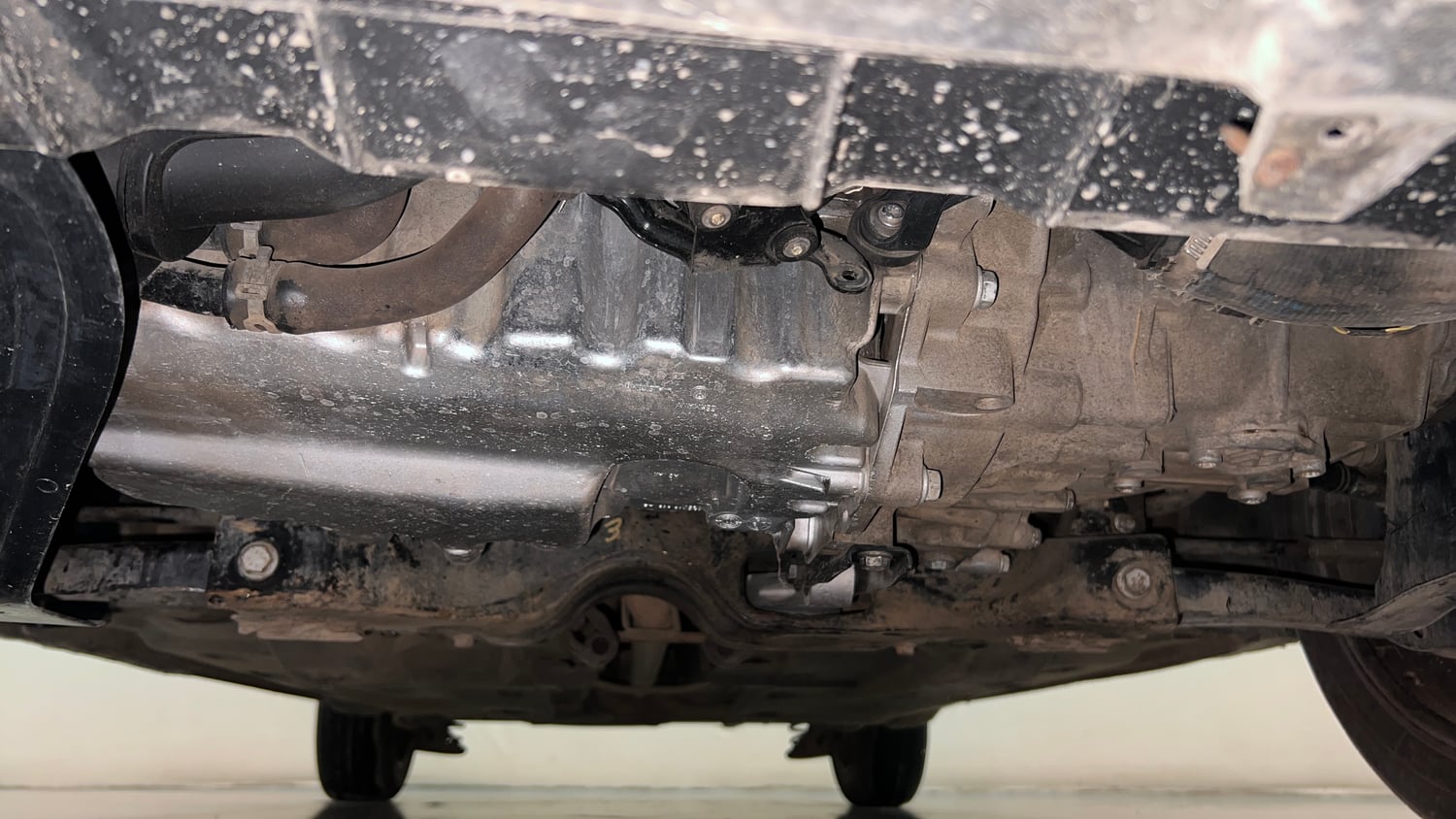 Used 2013 Volkswagen Vento Comfortline Diesel Diesel Manual extra FRONT LEFT UNDERBODY VIEW