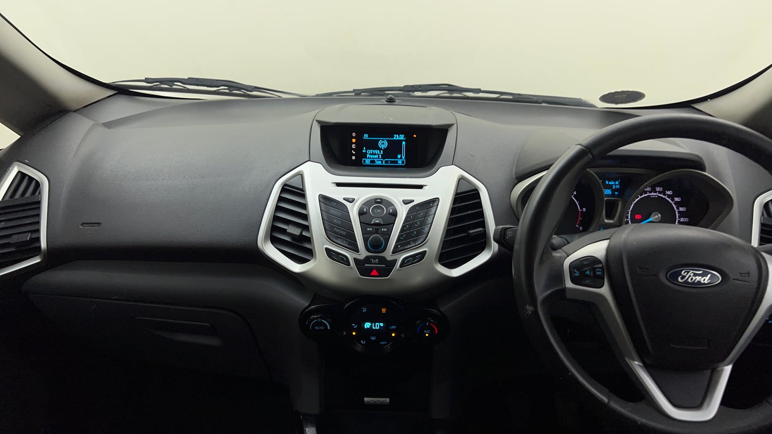 Used 2016 Ford EcoSport Titanium 1.5L TDCi Diesel Manual interior MUSIC SYSTEM & AC CONTROL VIEW