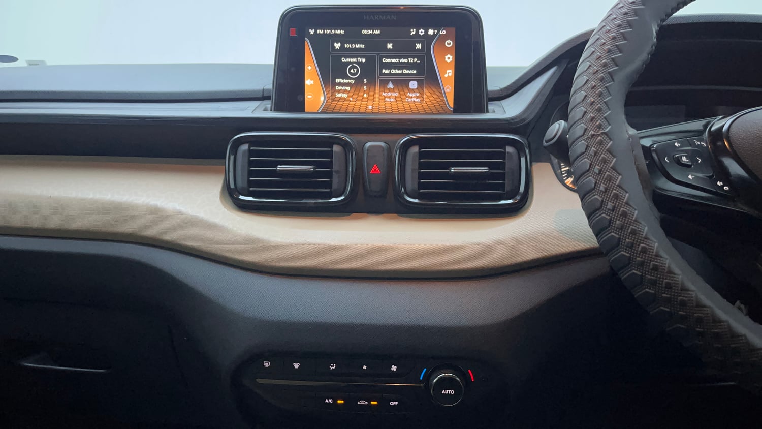 Used 2022 Tata Punch Kaziranga Creative AMT Petrol Automatic interior MUSIC SYSTEM & AC CONTROL VIEW