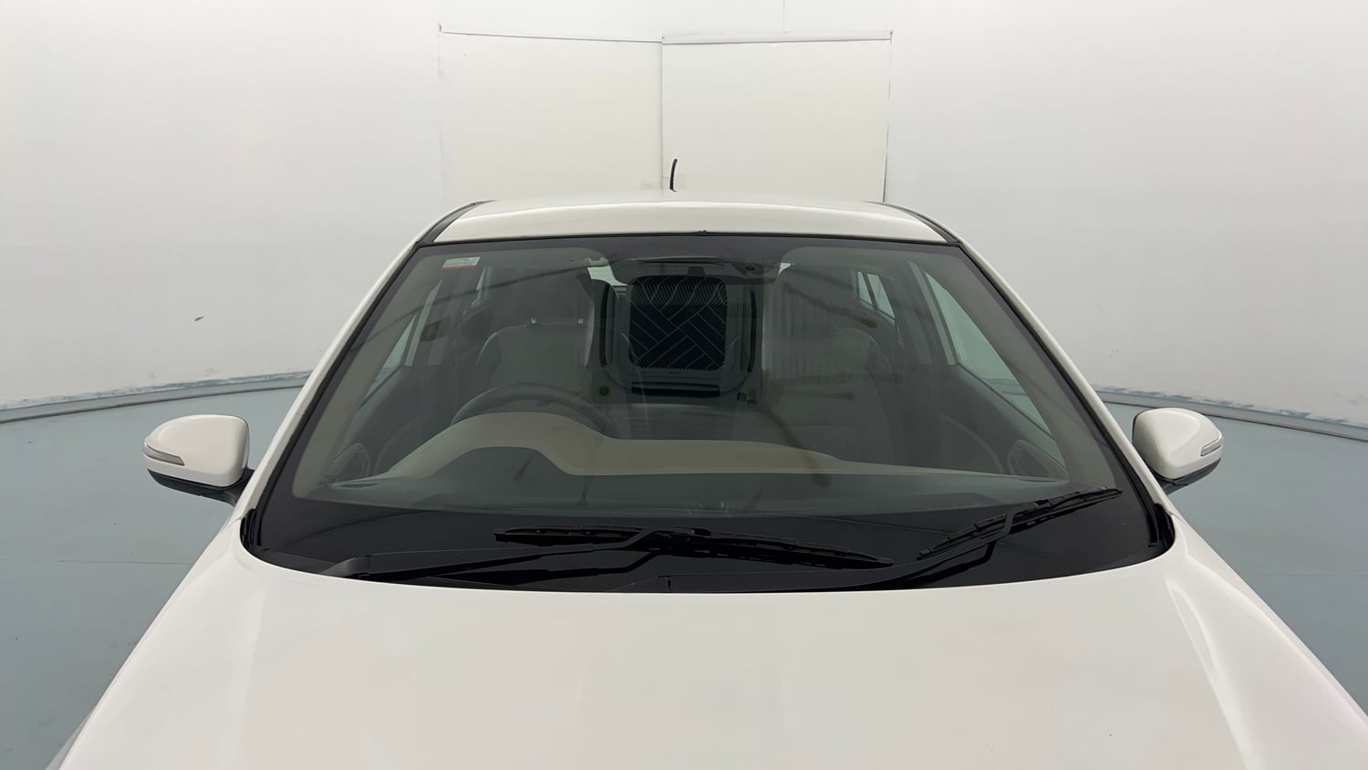 Used 2017 Hyundai Elite i20 Asta 1.2 Petrol Manual exterior FRONT WINDSHIELD VIEW