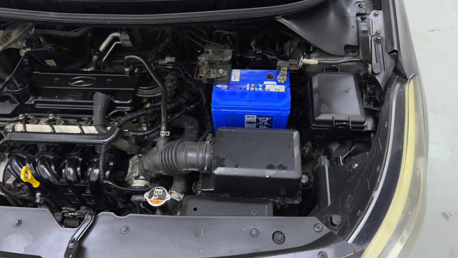 Used 2014 Hyundai Elite i20 Asta 1.2 Petrol Manual engine ENGINE LEFT SIDE VIEW