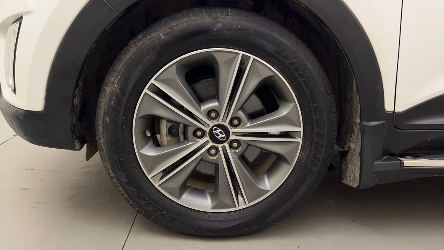 Used 2017 Hyundai Creta 1.6 SX Plus AT Petrol Petrol Automatic tyres LEFT FRONT TYRE RIM VIEW