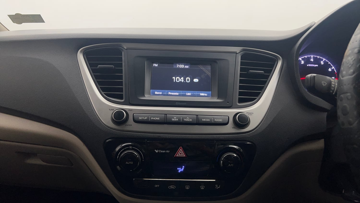 Used 2018 Hyundai Verna EX 1.4 VTVT Petrol Manual interior MUSIC SYSTEM & AC CONTROL VIEW