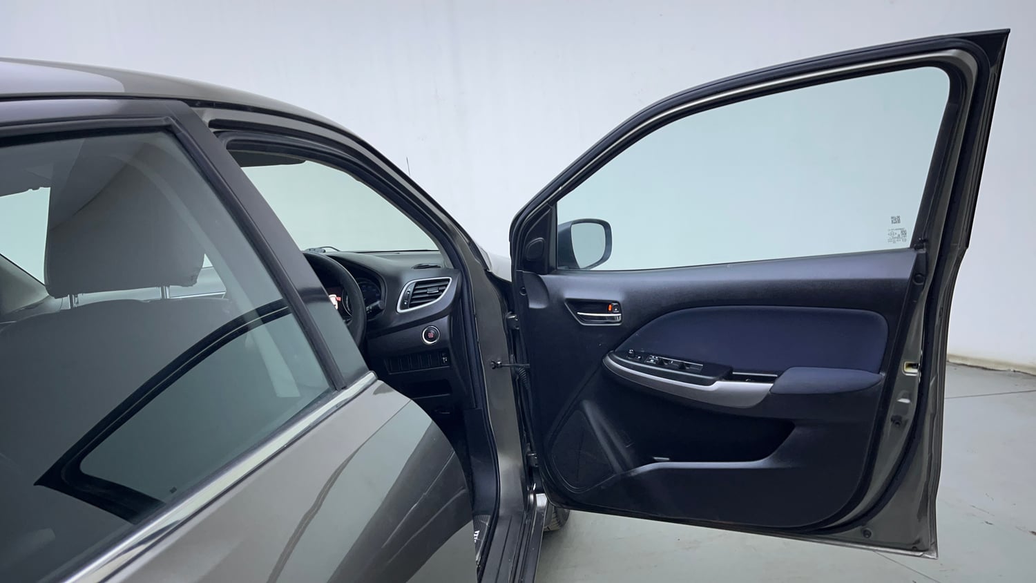 Used 2022 Maruti Suzuki Baleno Zeta Petrol Manual interior RIGHT FRONT DOOR OPEN VIEW
