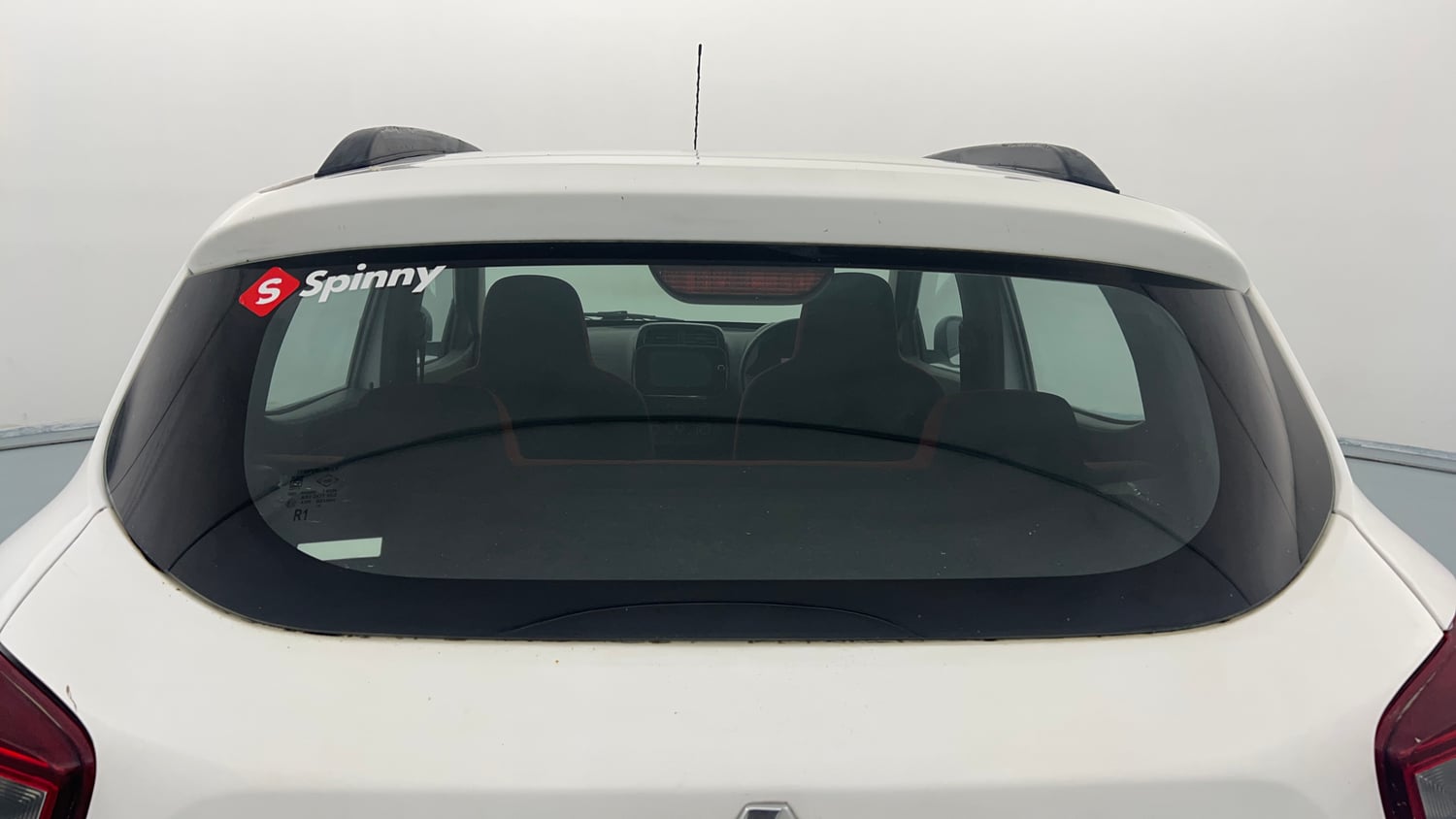 Used 2020 Renault Kwid 1.0 RXT Opt Petrol Manual exterior BACK WINDSHIELD VIEW