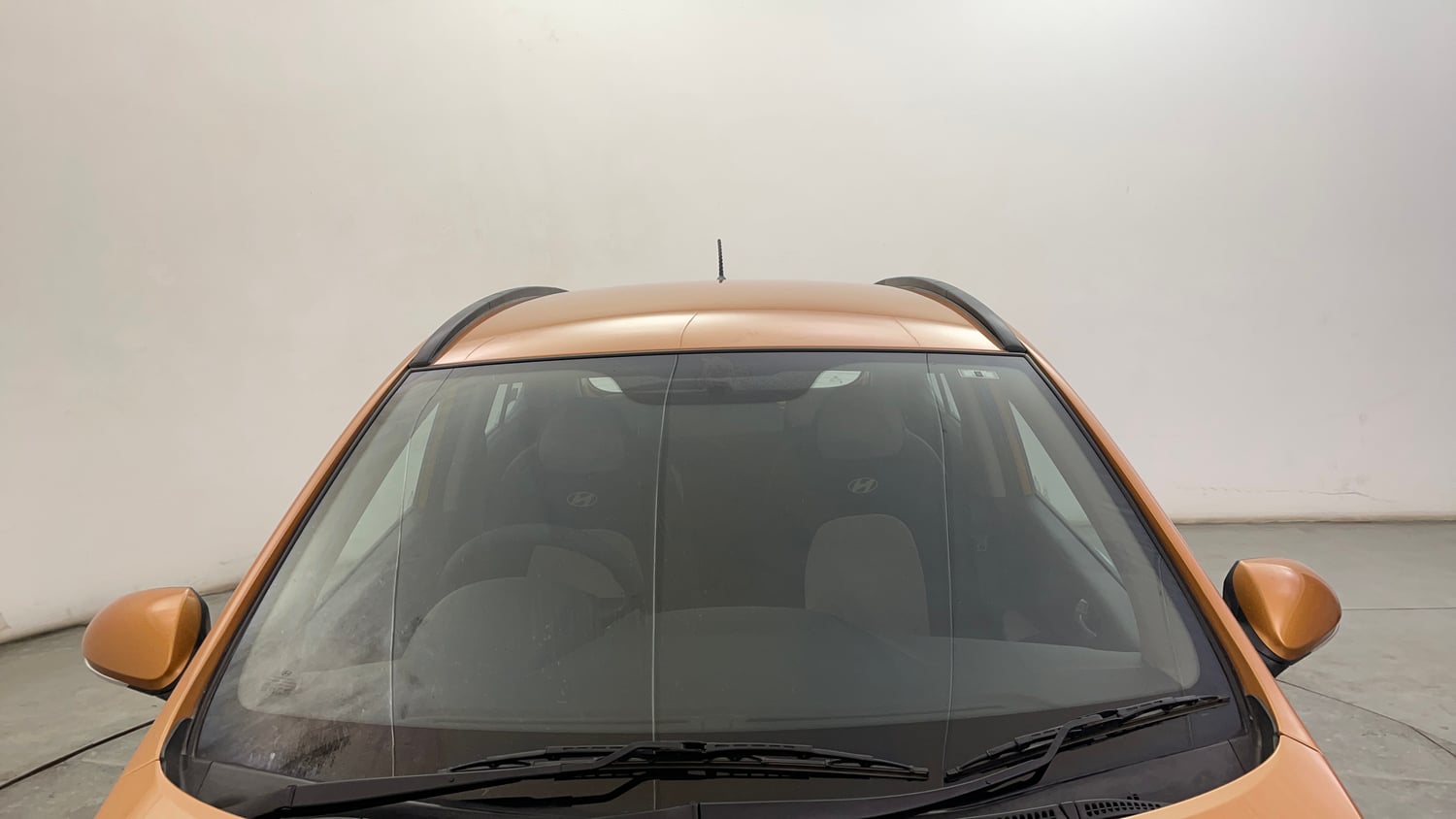 Used 2014 Hyundai Grand i10 Asta 1.2 Kappa VTVT Petrol Manual exterior FRONT WINDSHIELD VIEW