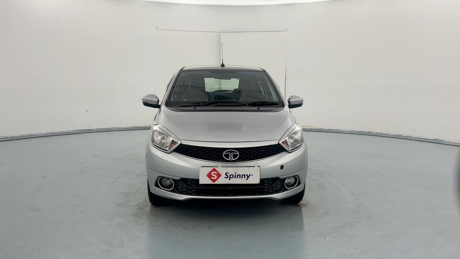 Used 2018 Tata Tiago Revotron XZ Petrol Manual exterior FRONT VIEW