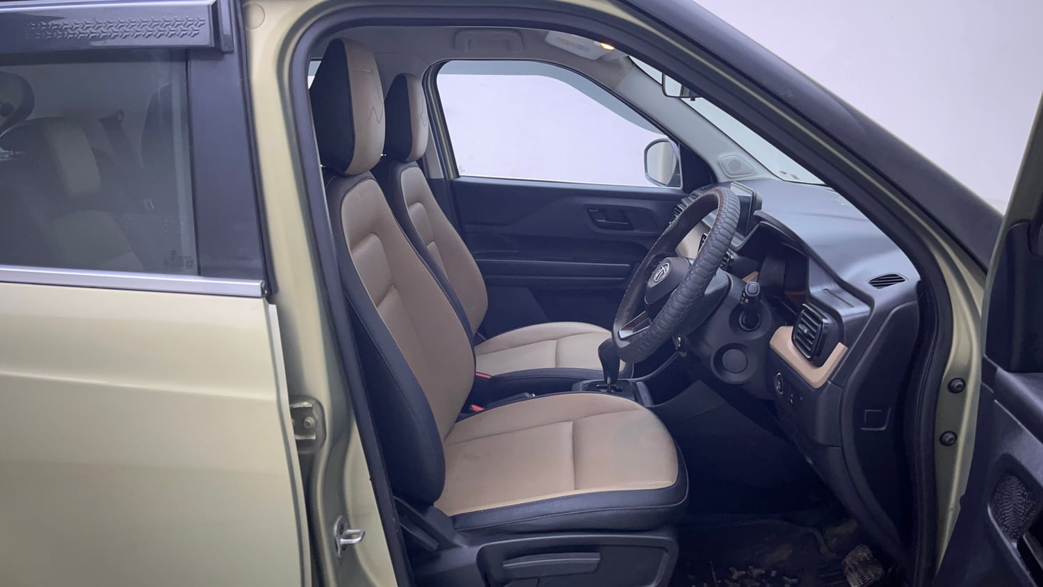 Used 2022 Tata Punch Kaziranga Creative AMT Petrol Automatic interior RIGHT SIDE FRONT DOOR CABIN VIEW