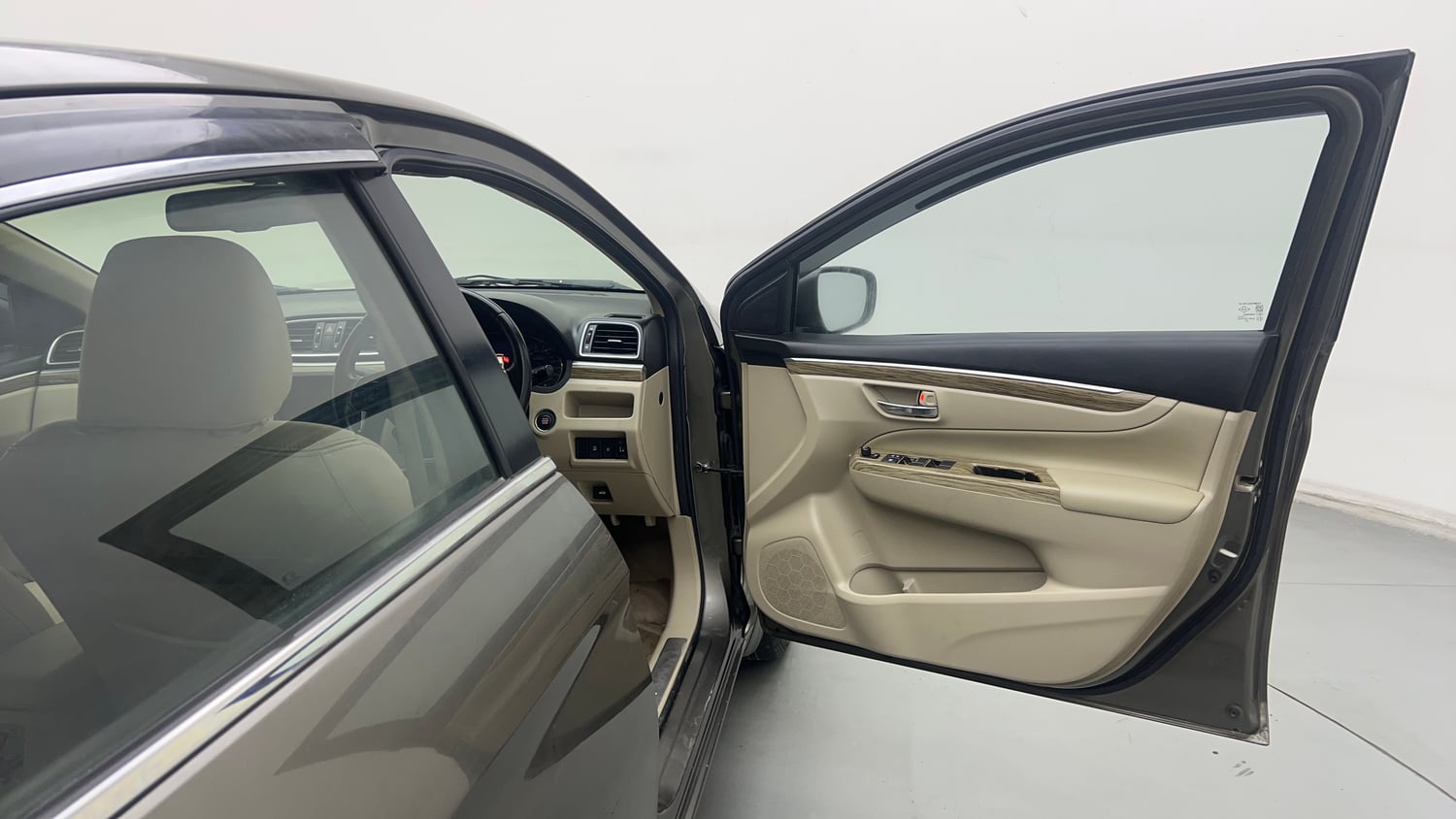 Used 2022 Maruti Suzuki Ciaz Alpha 1.5 Petrol Manual interior RIGHT FRONT DOOR OPEN VIEW
