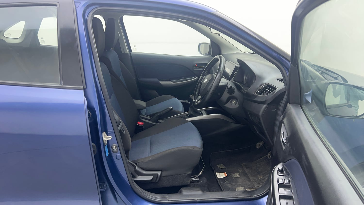 Used 2019 Maruti Suzuki Baleno Delta Petrol Manual interior RIGHT SIDE FRONT DOOR CABIN VIEW
