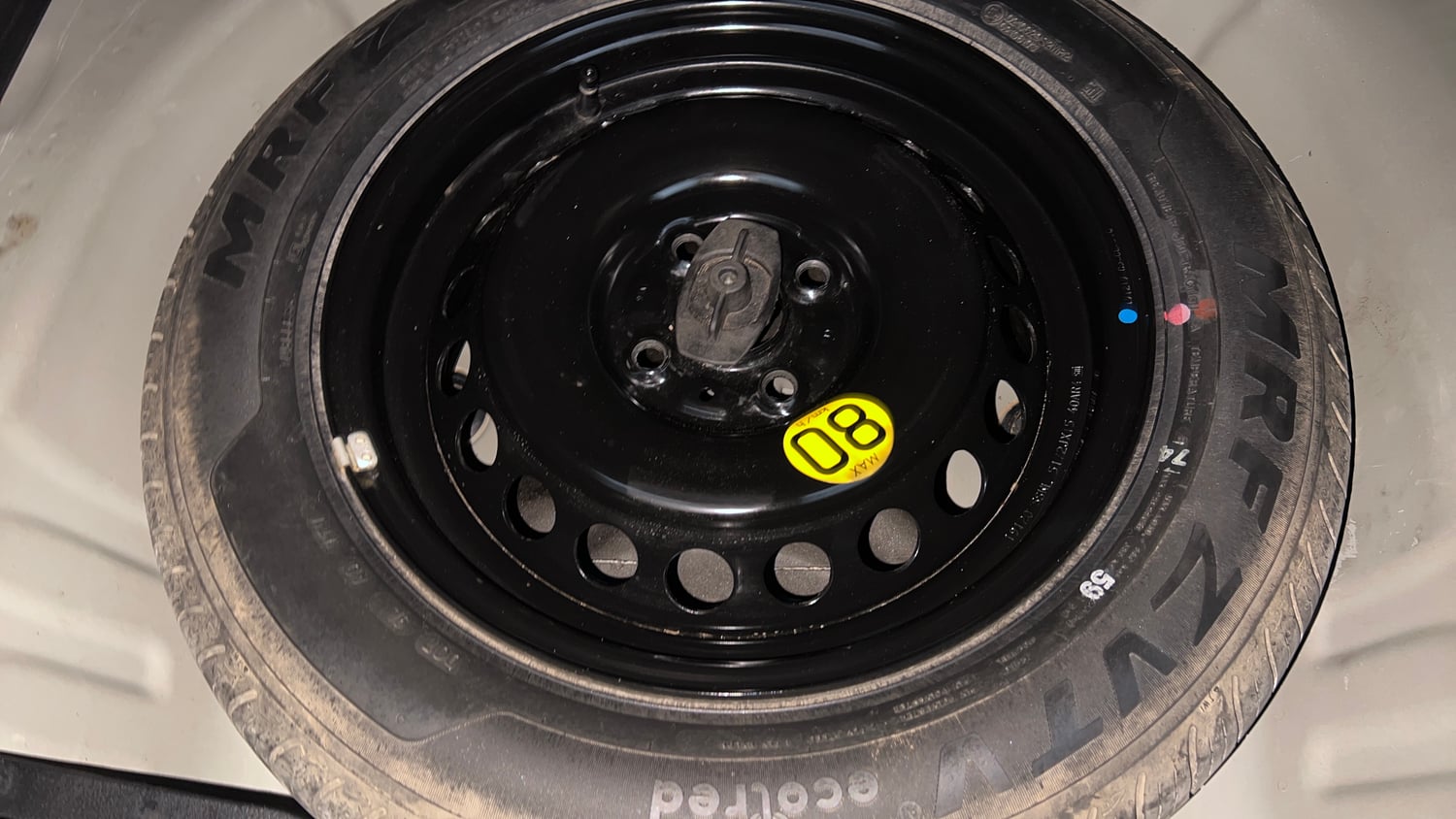 Used 2020 Maruti Suzuki Baleno Zeta Petrol Manual tyres SPARE TYRE VIEW