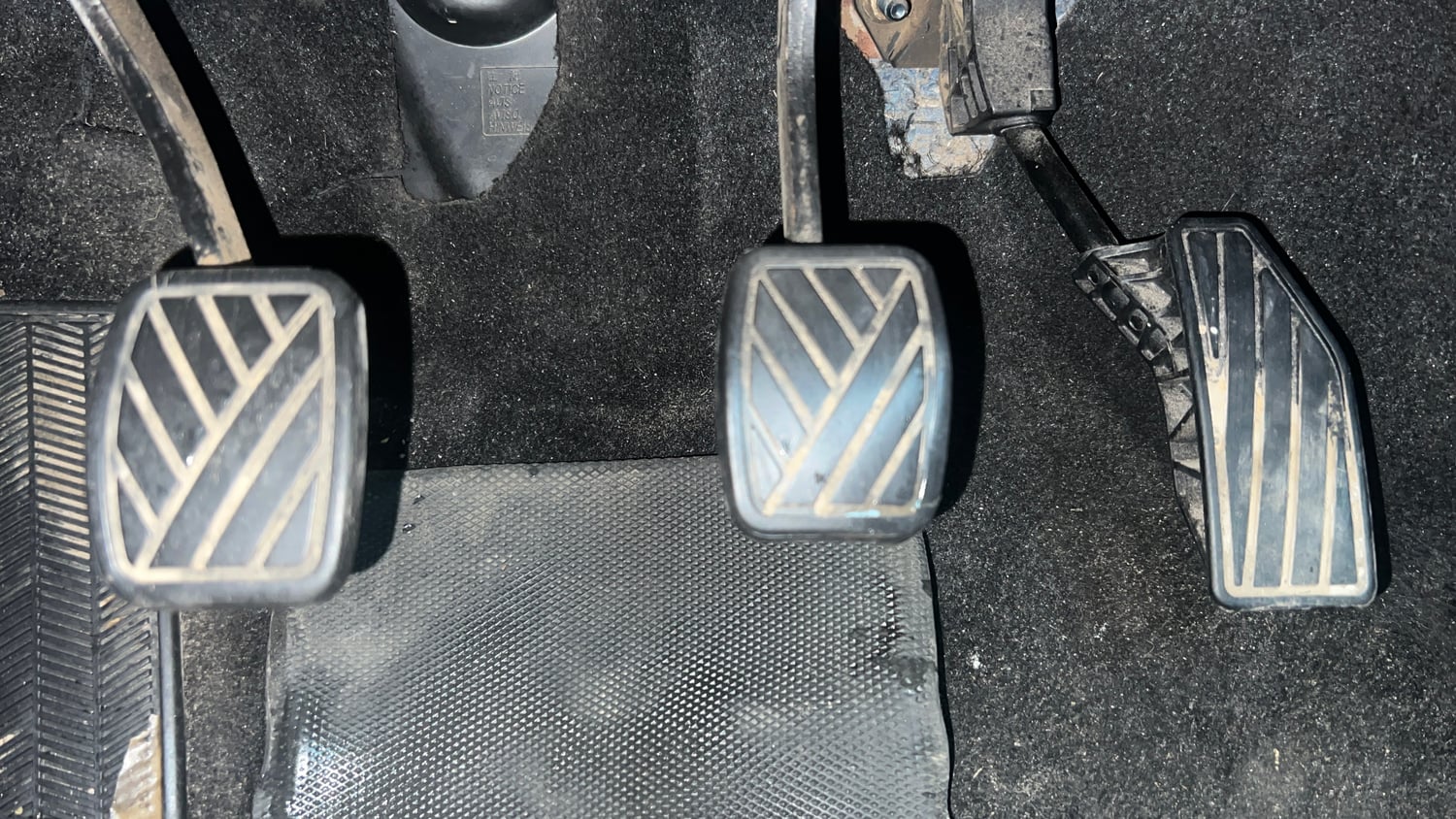 Used 2022 Maruti Suzuki Baleno Zeta MT Petrol Manual interior PEDALS VIEW