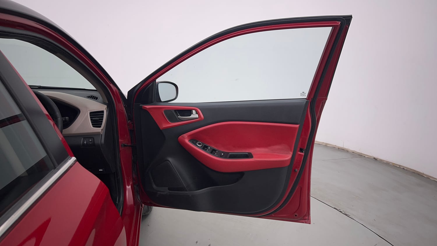 Used 2015 Hyundai Elite i20 Asta 1.4 CRDI Diesel Manual interior RIGHT FRONT DOOR OPEN VIEW