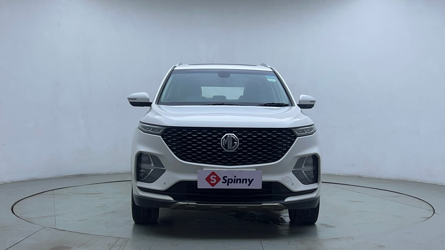Used 2021 MG Motors Hector Plus Select 2.0 Diesel Turbo MT 7-STR Diesel Manual exterior FRONT VIEW