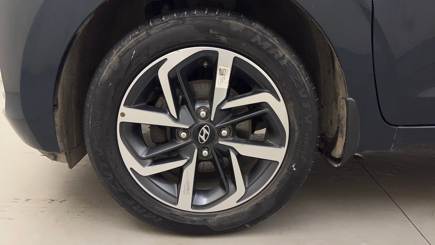 Used 2021 Hyundai Grand i10 Nios Asta AMT 1.2 Kappa VTVT Petrol Automatic tyres LEFT FRONT TYRE RIM VIEW