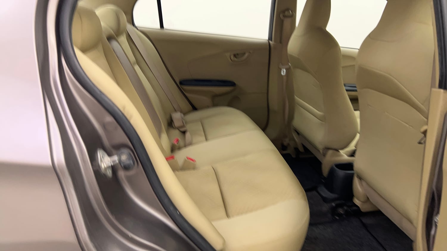 Used 2015 Honda Amaze 1.2 SX i-VTEC Petrol Manual interior RIGHT SIDE REAR DOOR CABIN VIEW