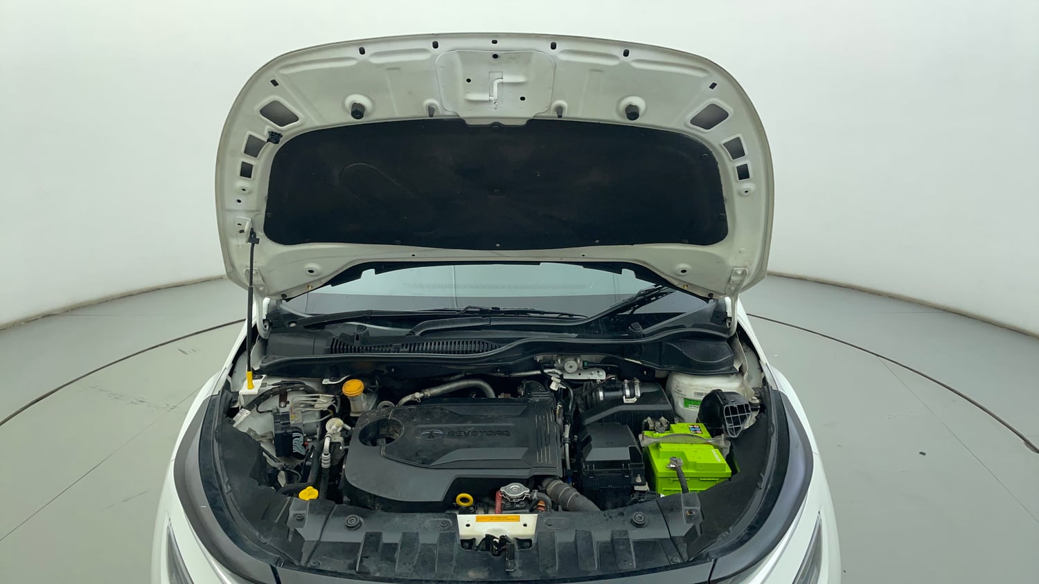 Used 2023 Tata Altroz XZ Diesel Diesel Manual engine ENGINE & BONNET OPEN FRONT VIEW