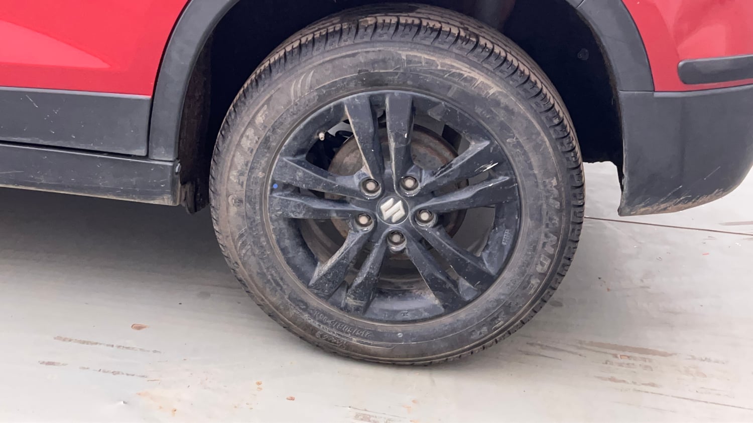 Used 2019 maruti-suzuki Vitara Brezza ZDi Plus AGS Diesel Automatic tyres LEFT REAR TYRE RIM VIEW