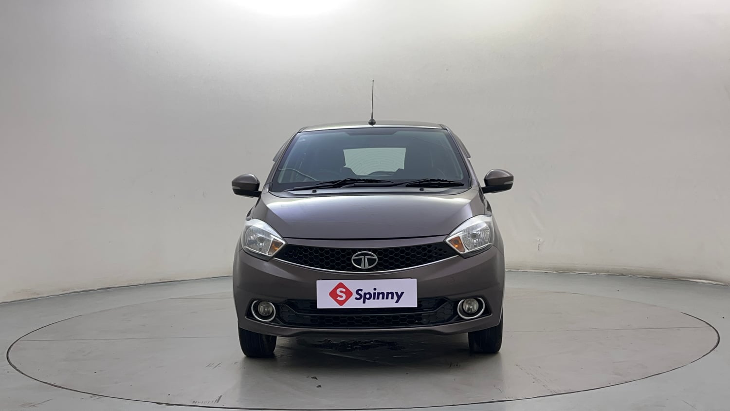 Used 2018 Tata Tiago Revotron XZA Petrol Automatic exterior FRONT VIEW
