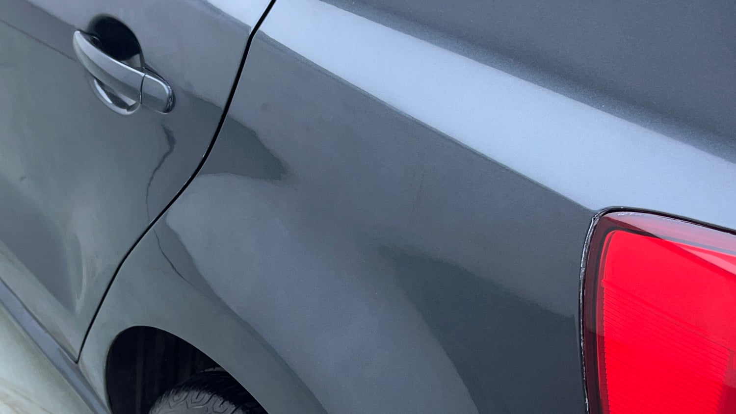 Used 2015 Volkswagen Polo Highline1.2L (P) Petrol Manual dents MINOR DENT