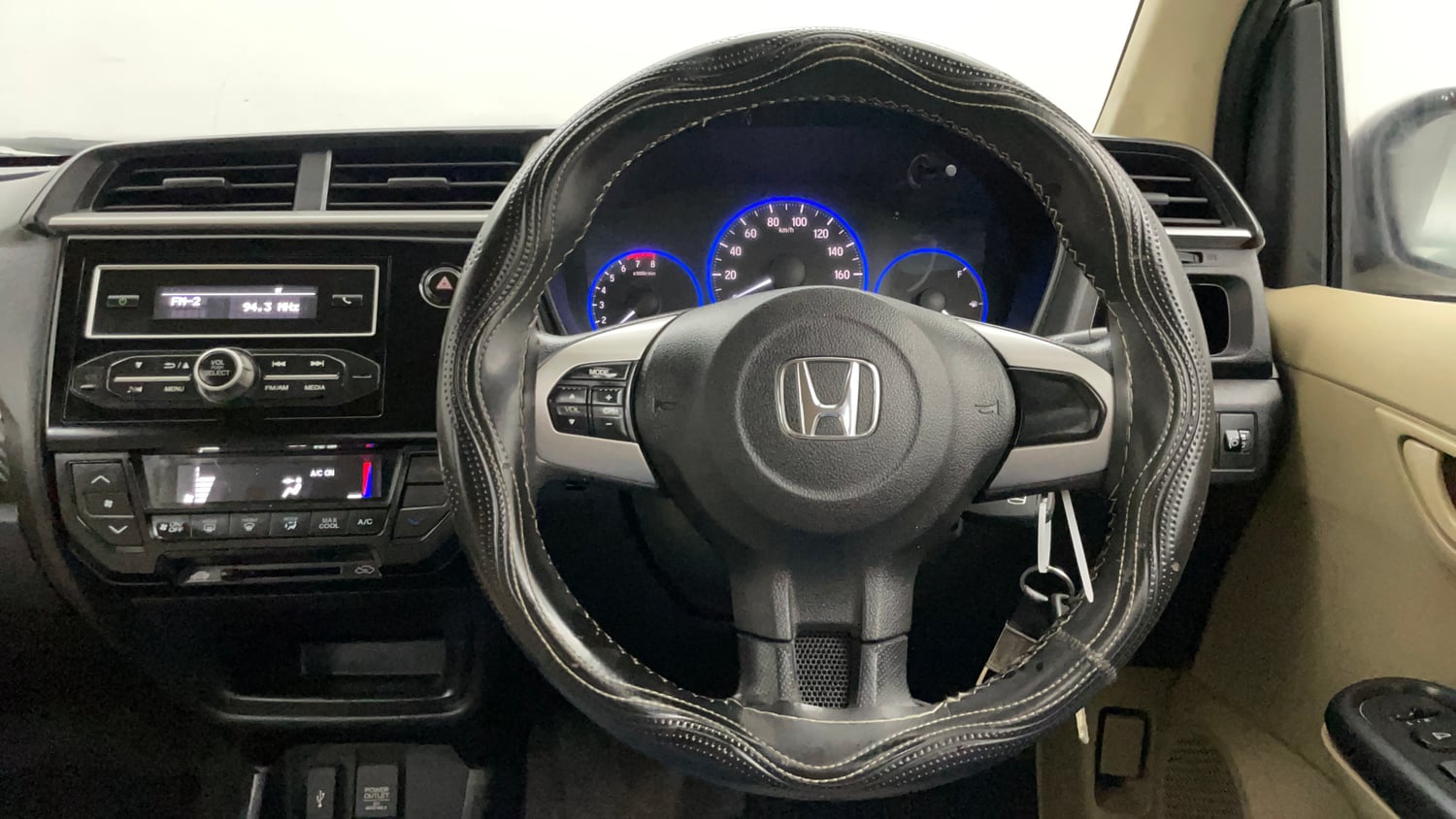 Used 2018 Honda Brio S MT Petrol Manual interior STEERING VIEW
