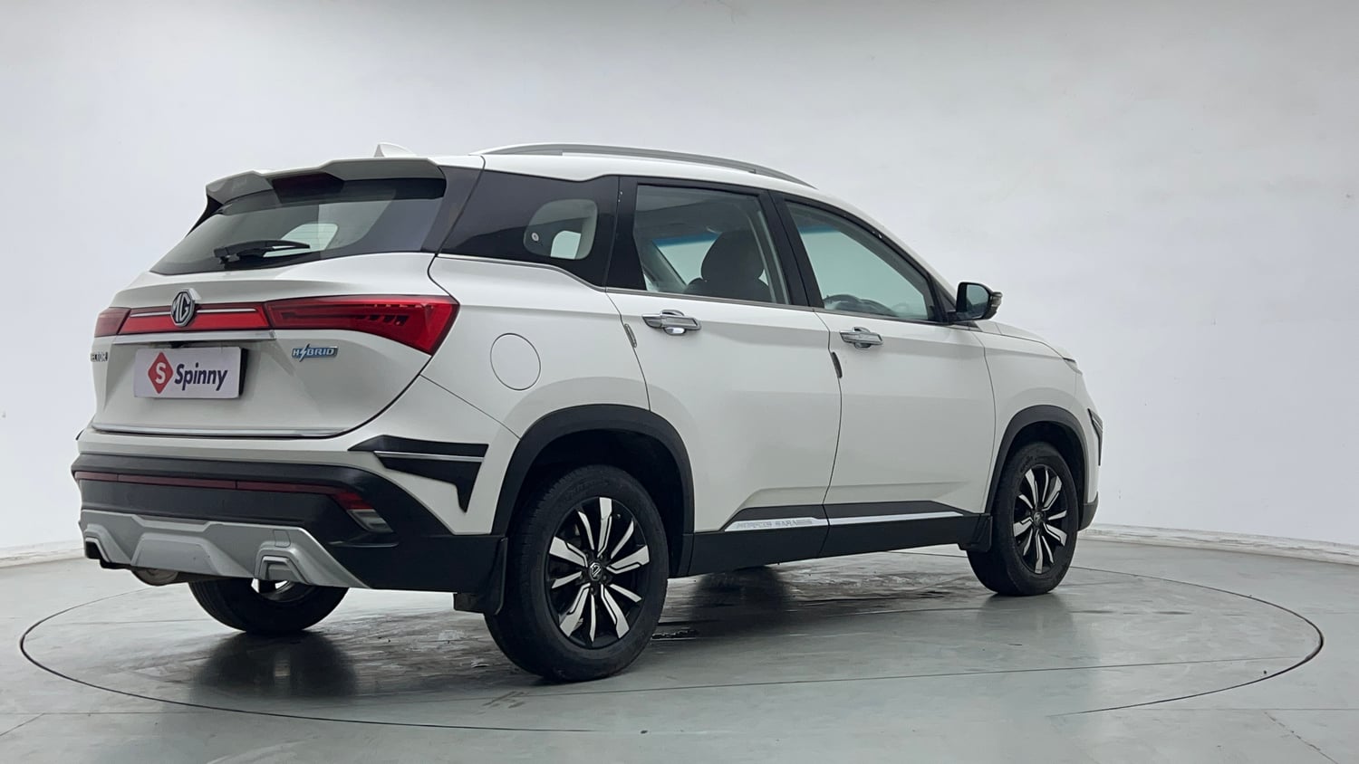 Used 2019 MG Motors Hector Sharp Hybrid 1.5 Petrol Hybrid Manual exterior RIGHT REAR CORNER VIEW