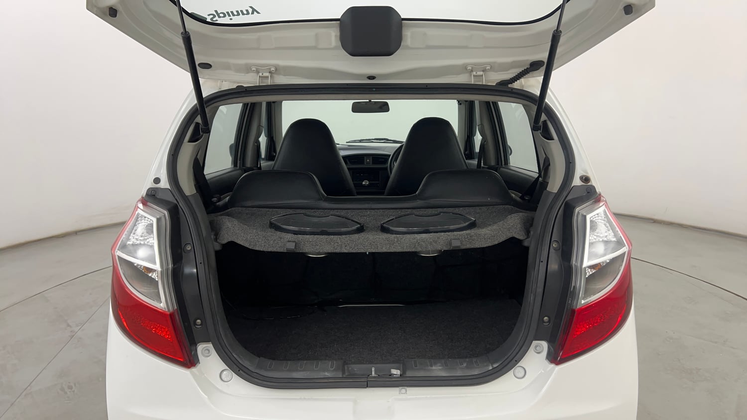 Used 2016 Maruti Suzuki Alto K10 VXi AMT Petrol Automatic interior DICKY INSIDE VIEW